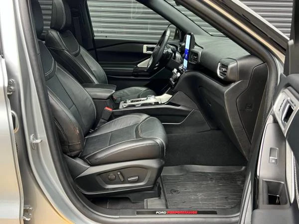 2023 Ford Explorer 6th Gen - Image 20 of 21