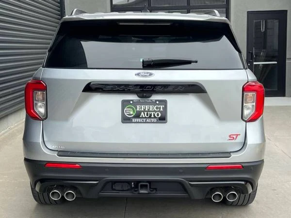 2023 Ford Explorer 6th Gen - Image 11 of 21