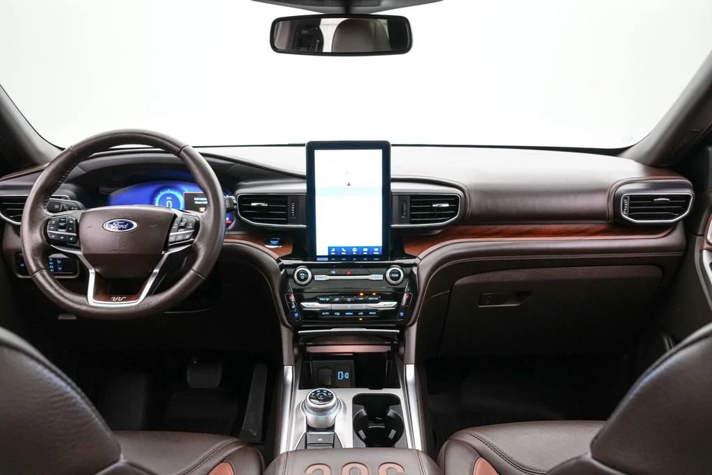 2023 Ford Explorer 6th Gen - Image 17 of 21