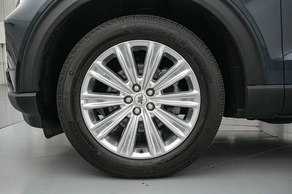 2023 Ford Explorer 6th Gen - Image 11 of 21