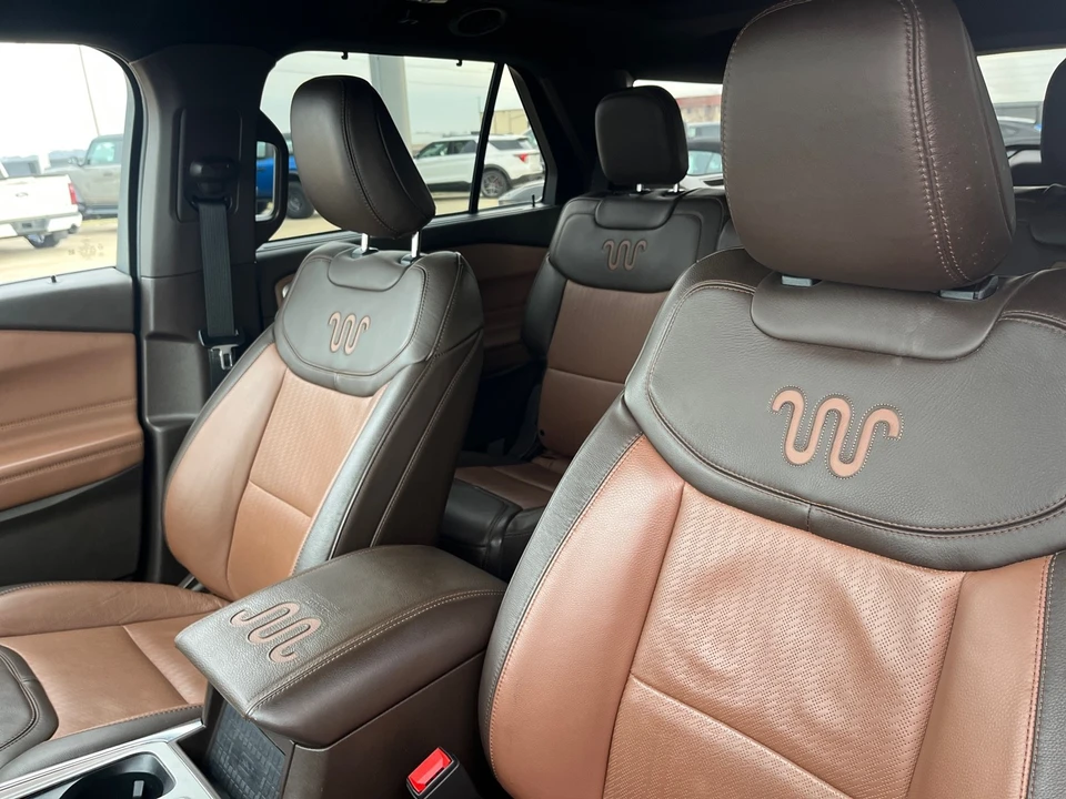 2023 Ford Explorer 6th Gen - Image 12 of 12