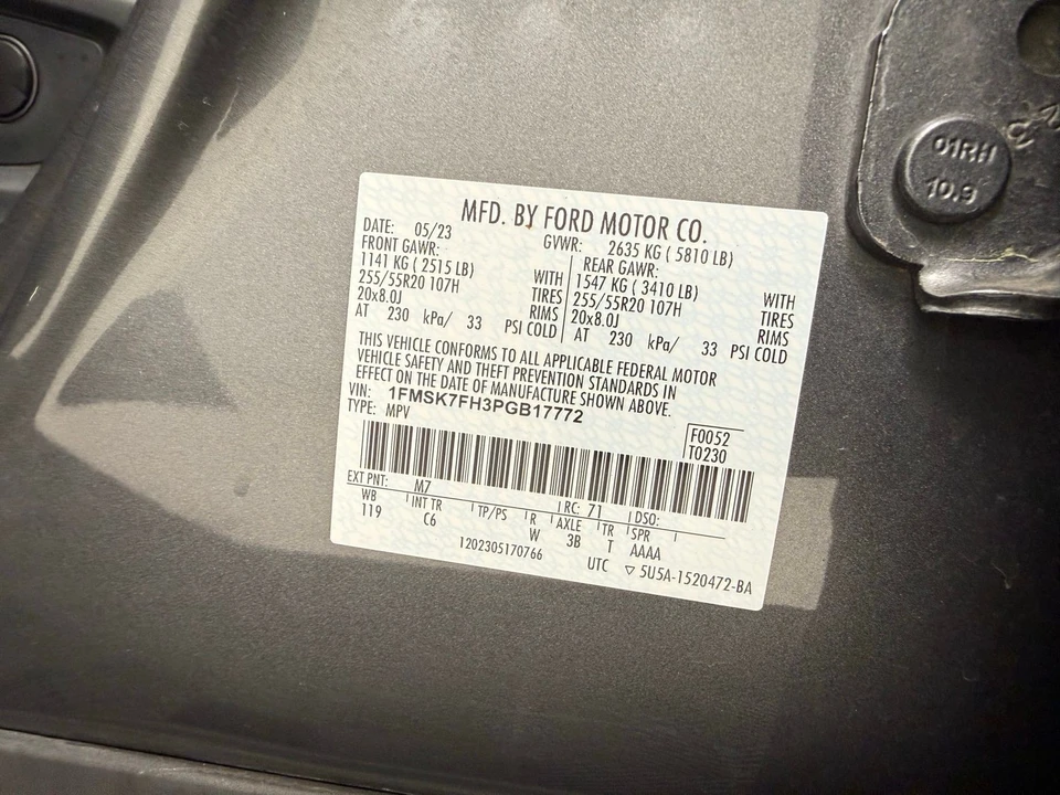 2023 Ford Explorer 6th Gen - Image 14 of 21