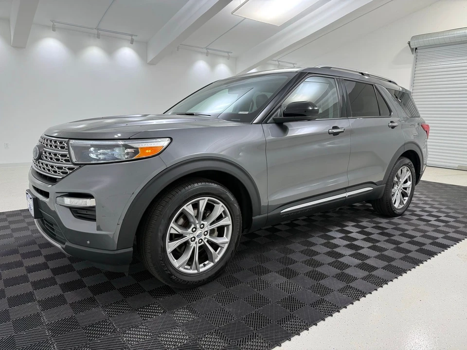 2023 Ford Explorer 6th Gen - Image 3 of 21