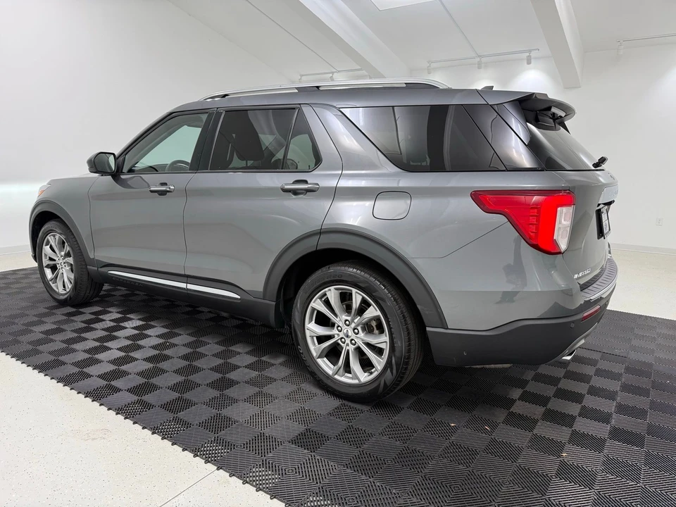 2023 Ford Explorer 6th Gen - Image 5 of 21