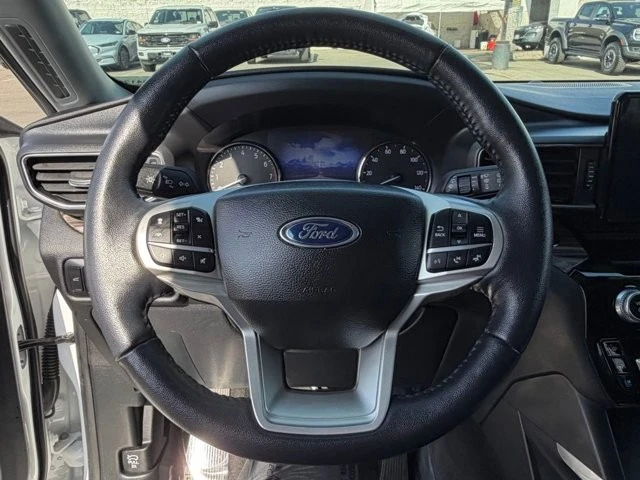 2023 Ford Explorer 6th Gen - Image 20 of 21