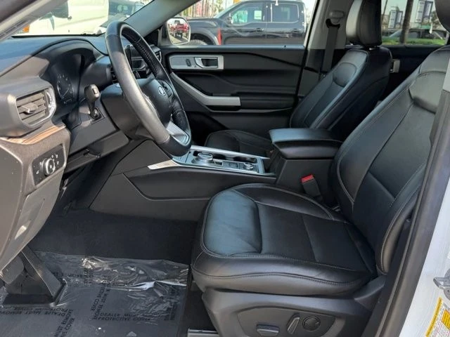 2023 Ford Explorer 6th Gen - Image 16 of 21