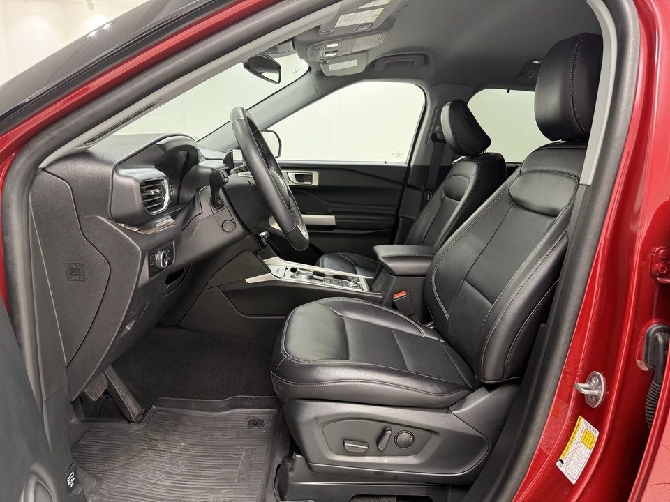 2023 Ford Explorer 6th Gen - Image 16 of 21