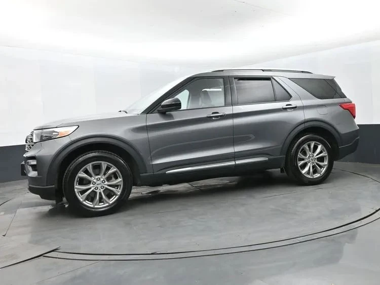 2023 Ford Explorer 6th Gen - Image 5 of 12