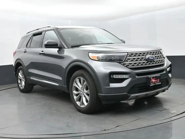 2023 Ford Explorer 6th Gen - Image 2 of 12