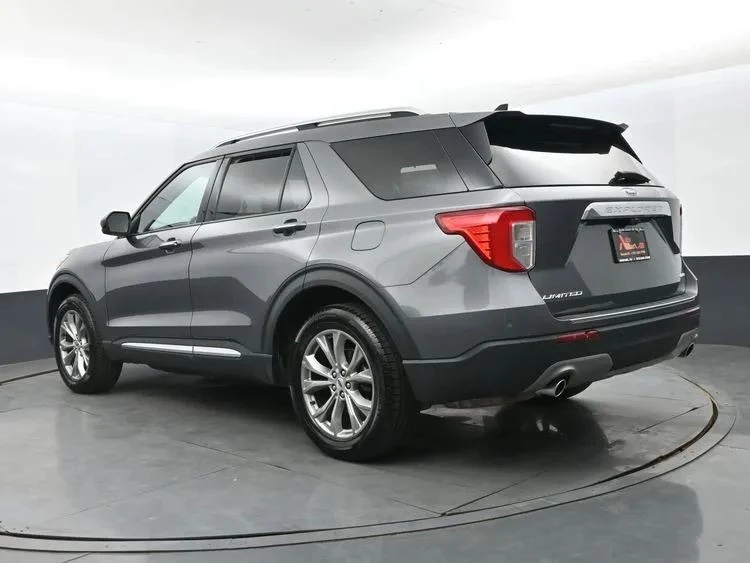 2023 Ford Explorer 6th Gen - Image 9 of 12