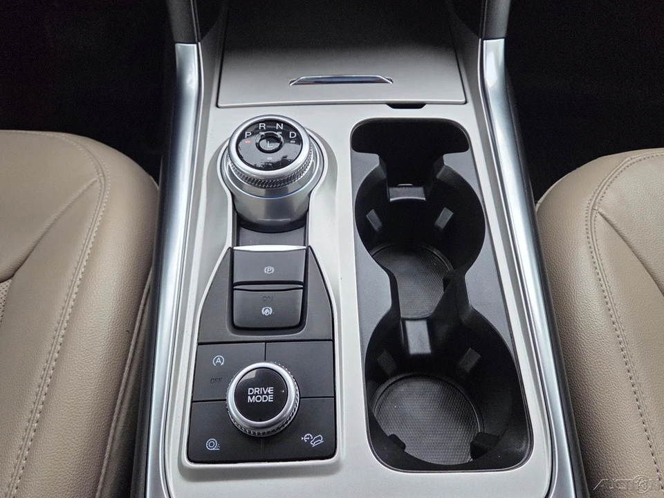 2023 Ford Explorer 6th Gen - Image 8 of 21