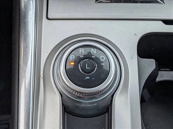2023 Ford Explorer 6th Gen - Image 14 of 21