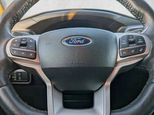 2023 Ford Explorer 6th Gen - Image 15 of 21