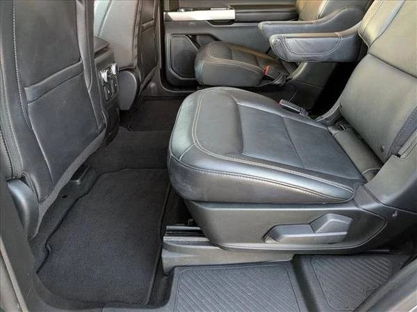 2023 Ford Explorer 6th Gen - Image 19 of 21