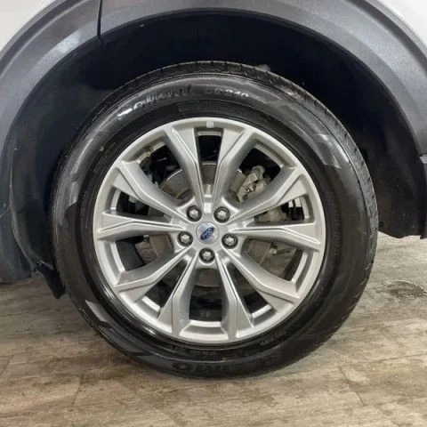 2023 Ford Explorer 6th Gen - Image 13 of 21