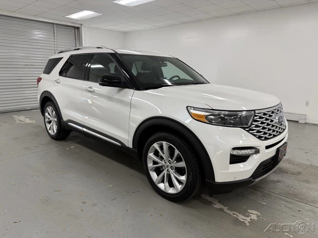 2023 Ford Explorer 6th Gen - Image 3 of 12