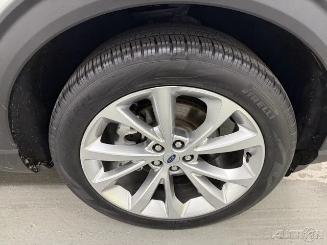 2023 Ford Explorer 6th Gen - Image 4 of 12