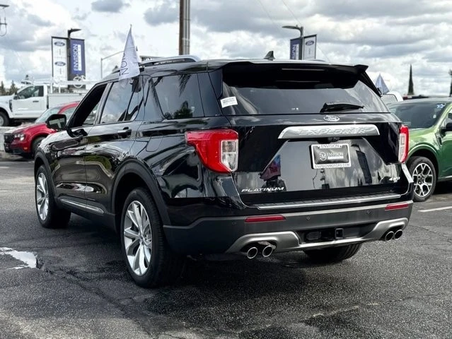 2023 Ford Explorer 6th Gen - Image 5 of 12