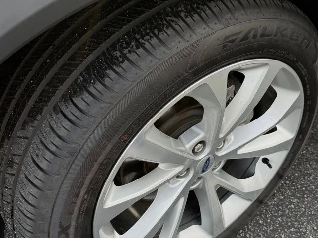 2023 Ford Explorer 6th Gen - Image 26 of 31