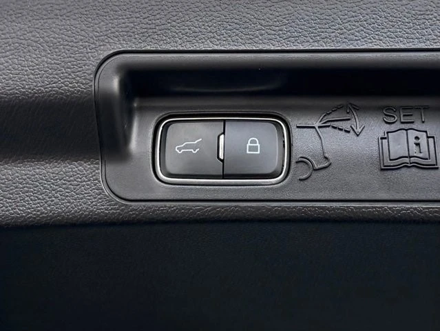 2023 Ford Explorer 6th Gen - Image 21 of 21
