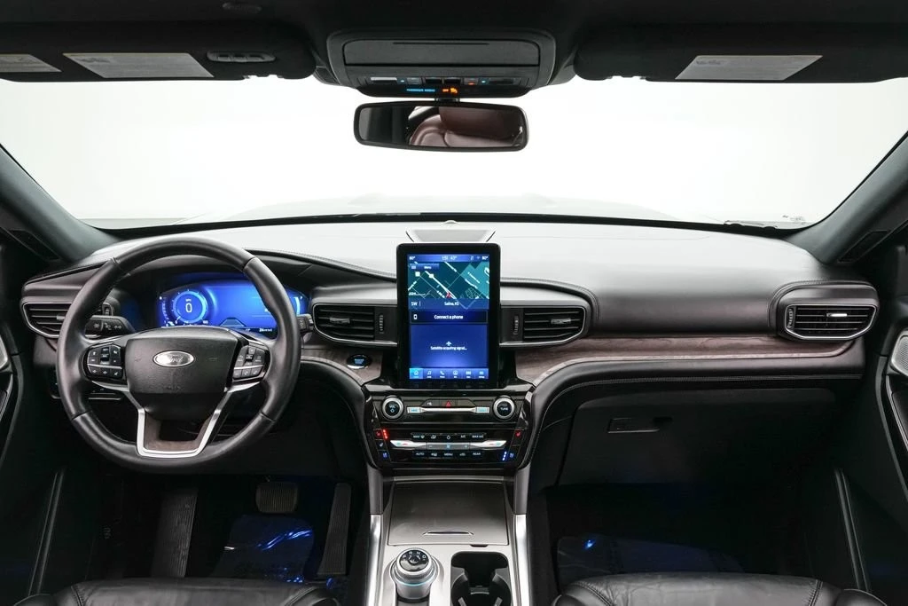 2023 Ford Explorer 6th Gen - Image 15 of 21