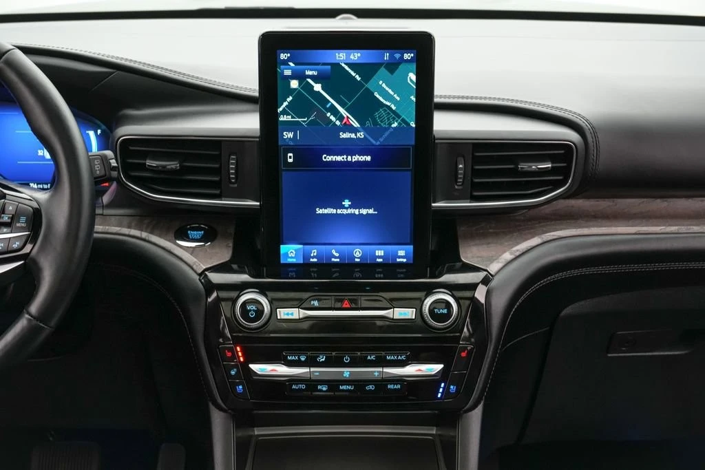 2023 Ford Explorer 6th Gen - Image 16 of 21