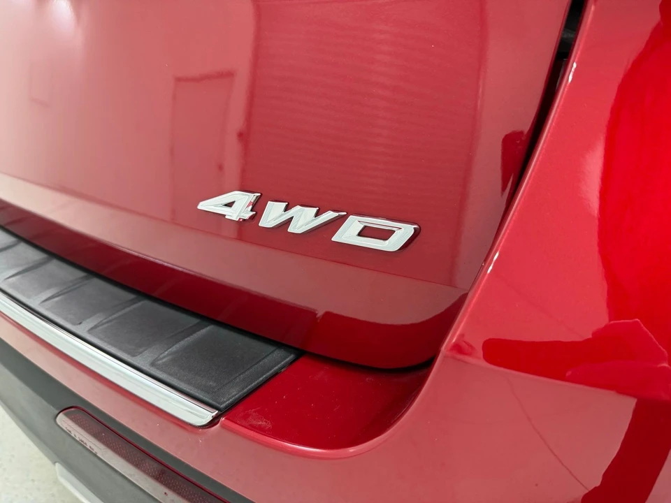 2023 Ford Explorer 6th Gen - Image 9 of 21