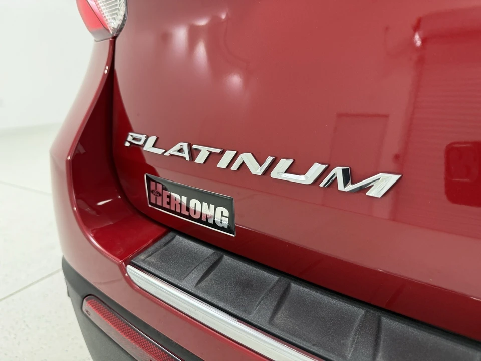 2023 Ford Explorer 6th Gen - Image 10 of 21