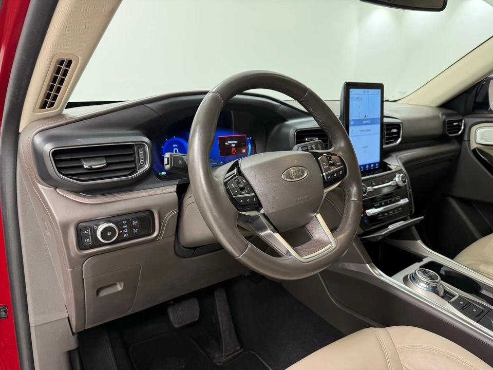 2023 Ford Explorer 6th Gen - Image 15 of 21