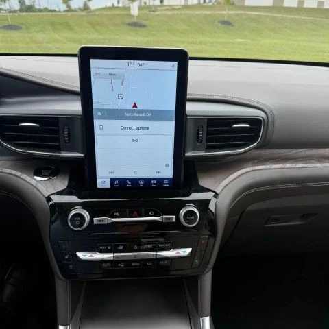 2023 Ford Explorer 6th Gen - Image 8 of 11