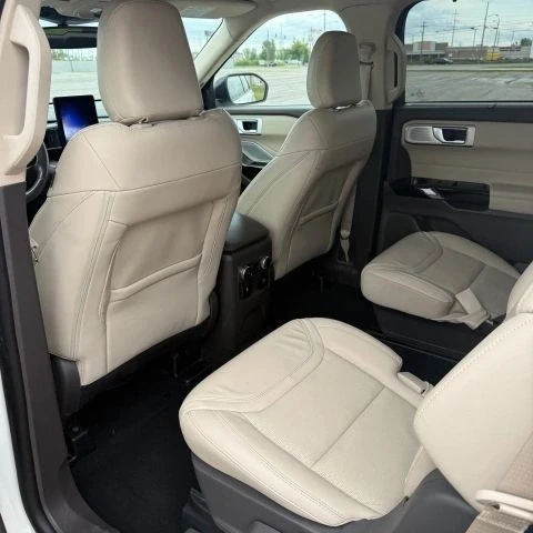 2023 Ford Explorer 6th Gen - Image 5 of 11