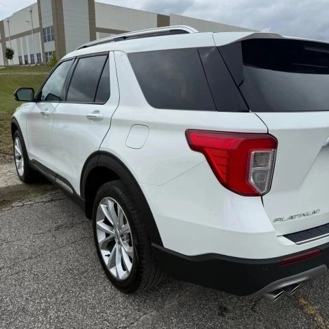 2023 Ford Explorer 6th Gen - Image 10 of 11