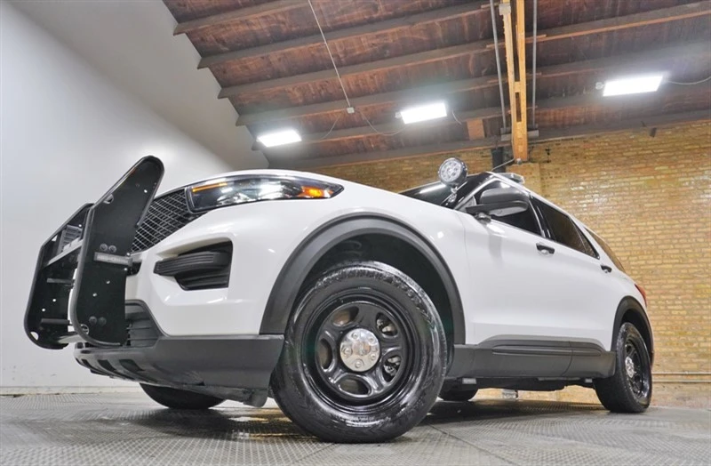 2023 Ford Explorer 6th Gen - Image 3 of 12