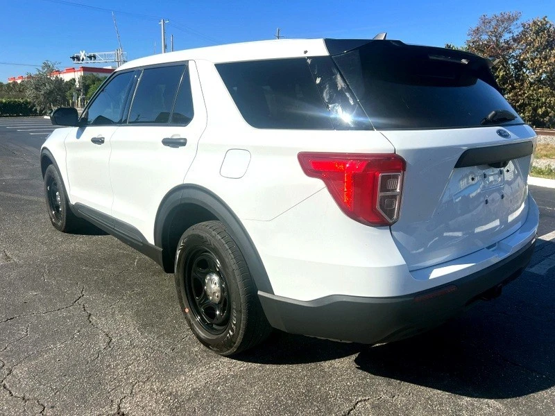 2023 Ford Explorer 6th Gen - Image 5 of 21