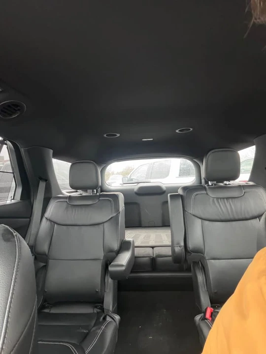 2023 Ford Explorer 6th Gen - Image 13 of 14