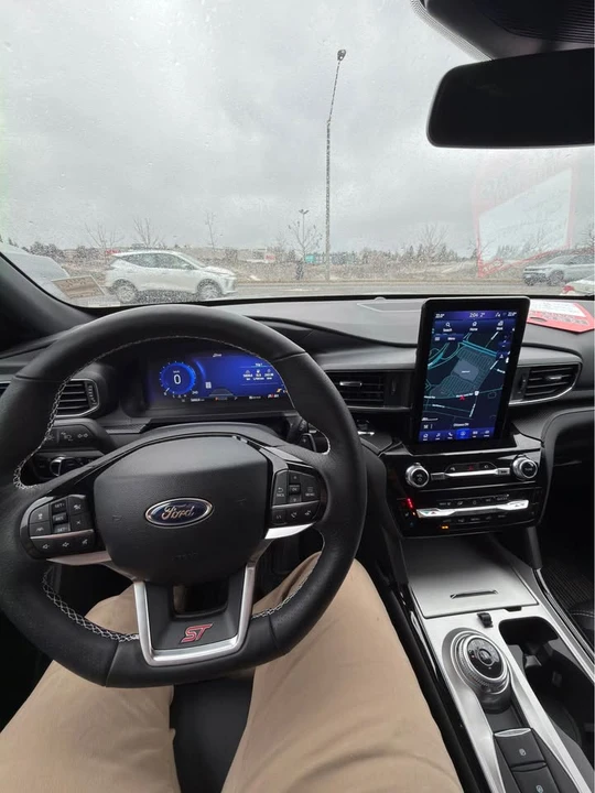 2023 Ford Explorer 6th Gen - Image 7 of 14