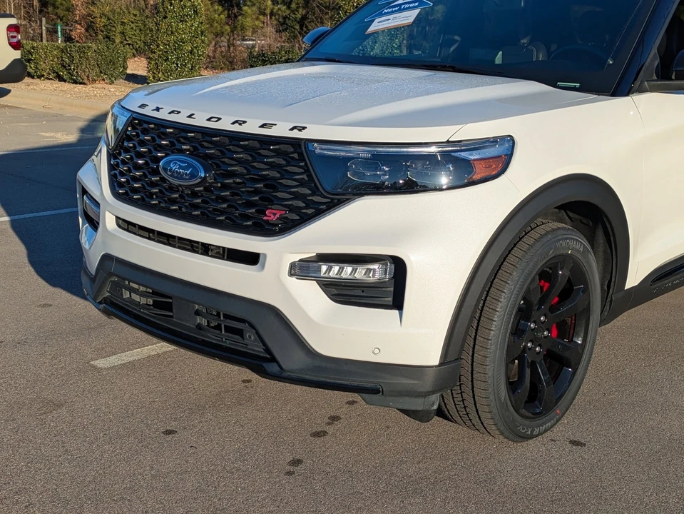 2023 Ford Explorer 6th Gen - Image 9 of 12