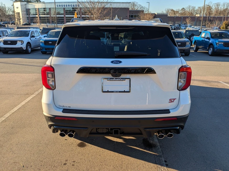 2023 Ford Explorer 6th Gen - Image 4 of 12