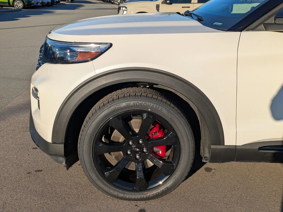 2023 Ford Explorer 6th Gen - Image 10 of 12