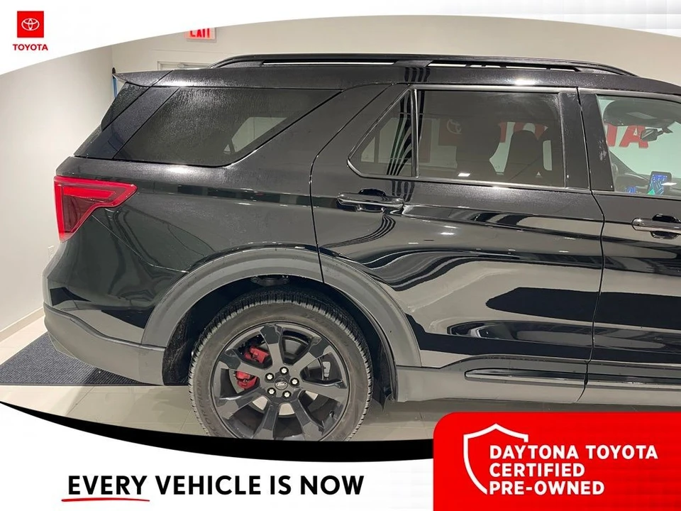 2023 Ford Explorer 6th Gen - Image 4 of 10