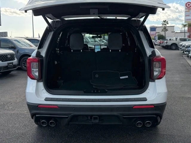 2023 Ford Explorer 6th Gen - Image 9 of 12
