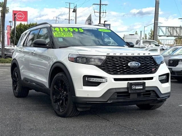 2023 Ford Explorer 6th Gen - Image 2 of 12
