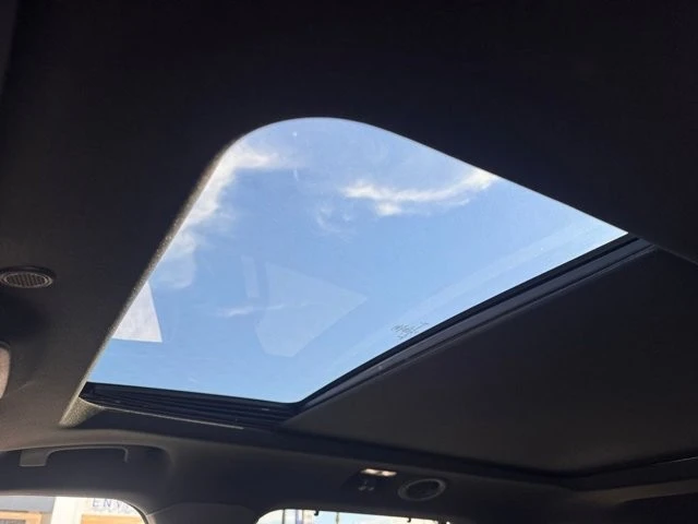 2023 Ford Explorer 6th Gen - Image 21 of 21