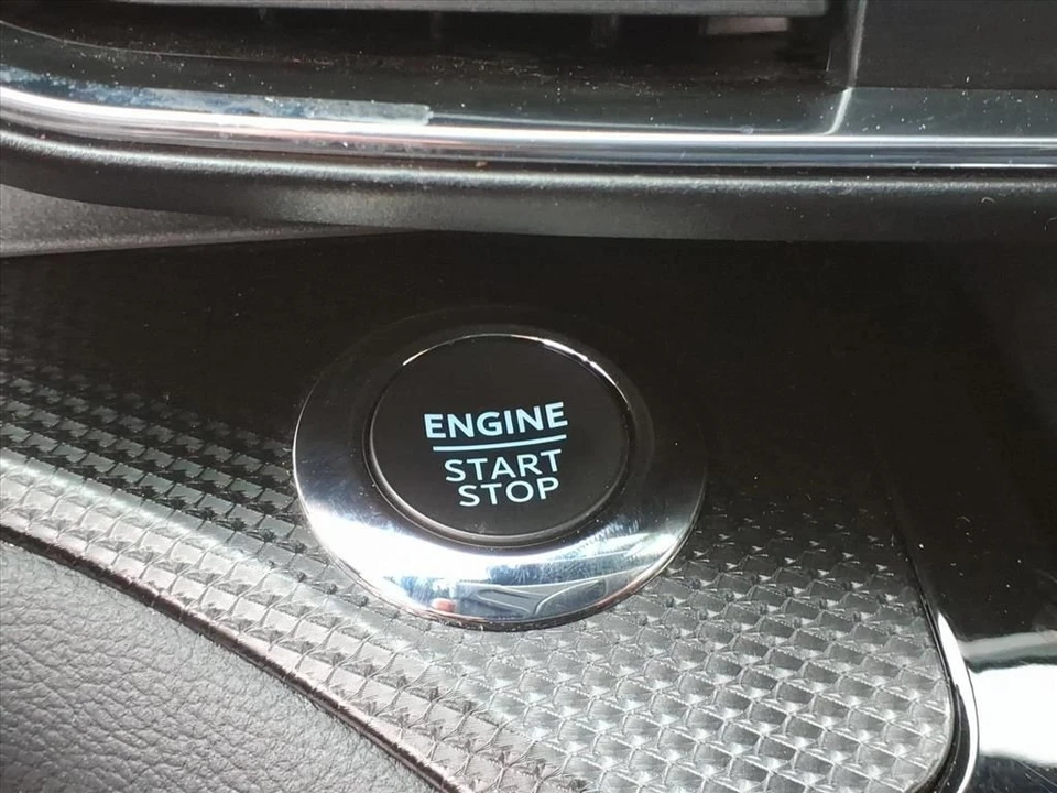 2023 Ford Explorer 6th Gen - Image 20 of 21
