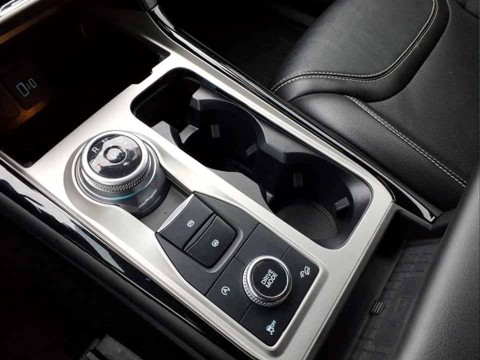 2023 Ford Explorer 6th Gen - Image 12 of 28