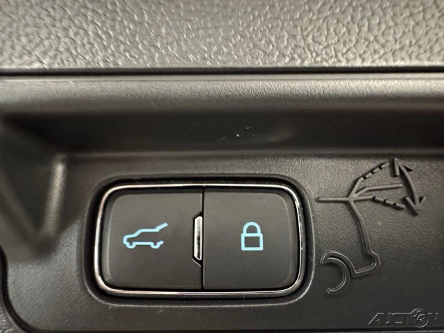 2023 Ford Explorer 6th Gen - Image 7 of 12