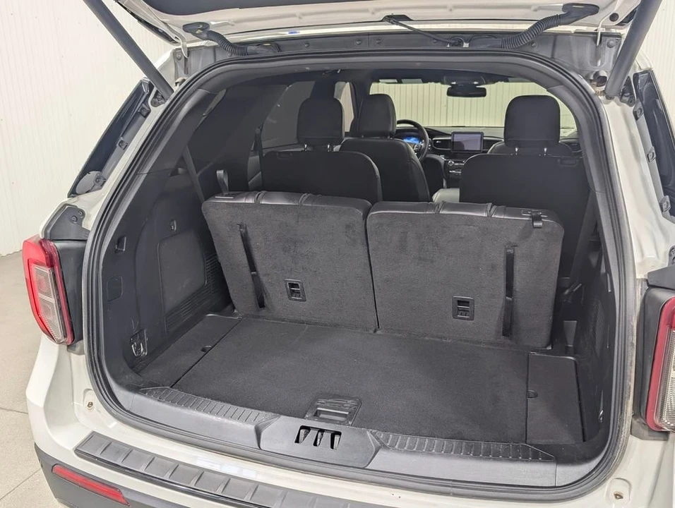2023 Ford Explorer 6th Gen - Image 8 of 12