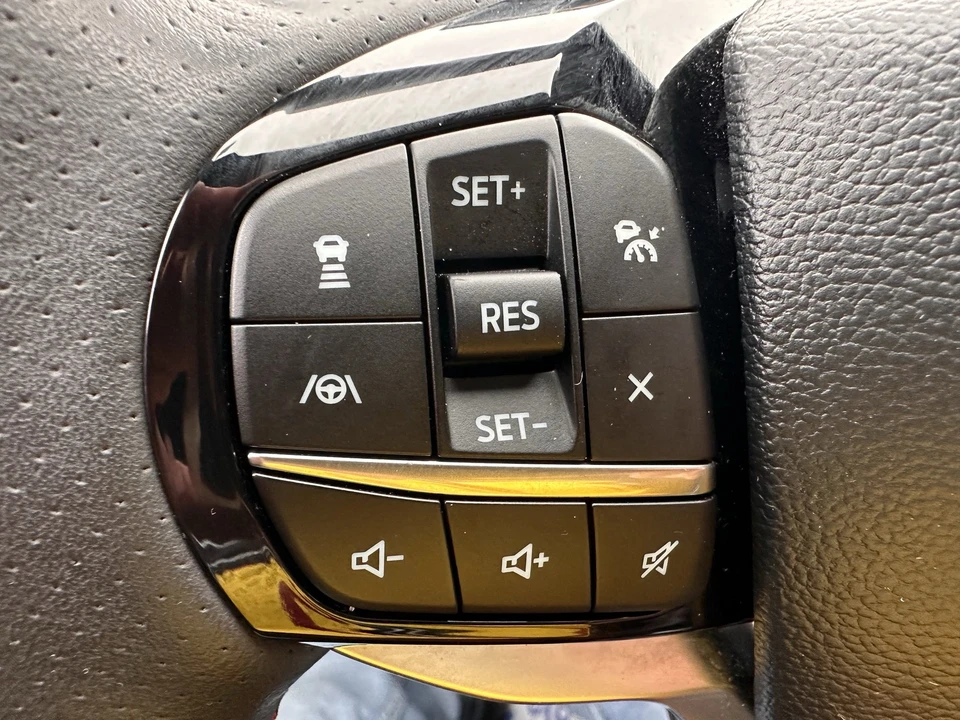 2023 Ford Explorer 6th Gen - Image 21 of 21