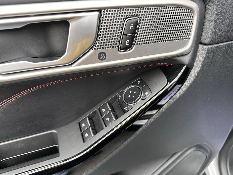 2023 Ford Explorer 6th Gen - Image 18 of 21