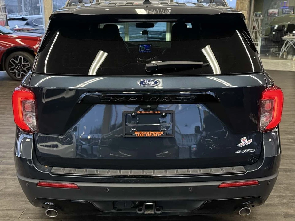 2023 Ford Explorer 6th Gen - Image 14 of 21